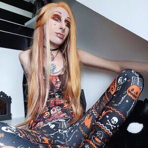 The Halloween Party High Waist Leggings in size Large by Too Fast